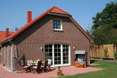 Image de Sehr Hochwertiges Ferienhaus in Norden