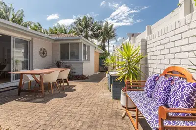 Image de The Reef is a little piece of heaven and the perfect place to enjoy your next beach getaway.