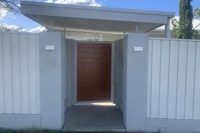 Image de House in Belmont fully renovated