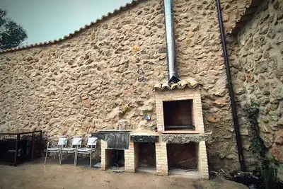 Image de Newly built country house. With a heated pool! In a magical setting