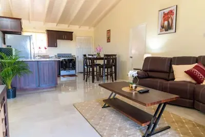 Image de Luxurious Ocean View Stay at Stonebrook Manor.