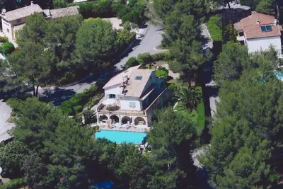 Image de Detached 8 bedrooms with a large heated swimming pool Villa in a private estate
