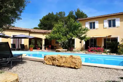 Image de Location Résidence Peylon avec piscine terrasse jardin patio au calme