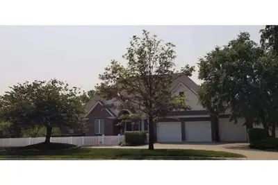 Image de 0ver 7, 000 Sq ft of tranquil relaxation