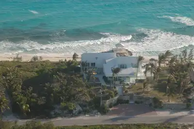 Image de Great Harbor Cay, Berry Islands, Bahamas, Oceanfront home, sleeps 12