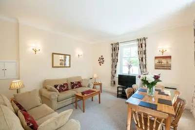 Image de Carew (2 Bedrooms)-de Luxe-Appartement-Vue sur le bois-Salle de bain