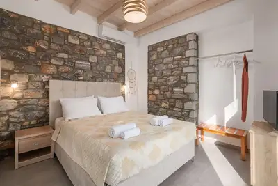 Image de Stunning Rhodes | 4 Bedrooms | Villa Stone | Beautiful Sea Views & Private Balcony | Pefkos
