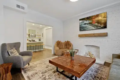 Image de 6 Bedrooms - Stunning Remodel, Heart of Downtown Denver