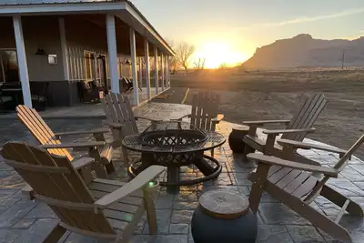 Image de Riverfront Barndominium close to Utah National Parks