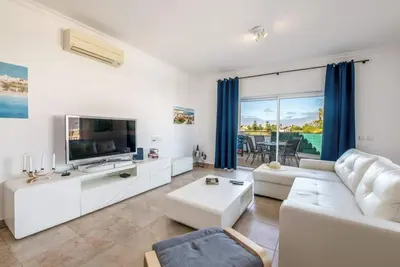 Image de Exclusive residential area with amazings breathtaking sunsets