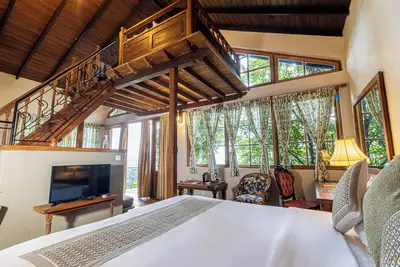 Image de Villa in Kandy “Serene Luxury with Stunning Mountain Views in Sri Lanka”