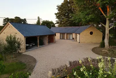 Image de Stylishly presented holiday barn in the Cotswolds - Corner House Barn