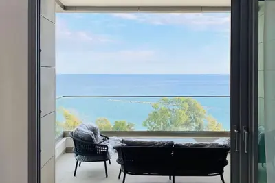 Image de The Address-Beachfront Luxury 2 bedroom Apartment