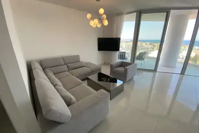 Image de McKenzie 2 bedrooms Seaview with infinity pool - Apartment with Sea View