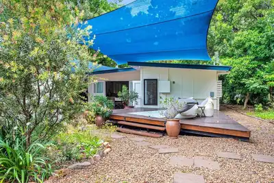 Image de Private oasis at the base of the hills
