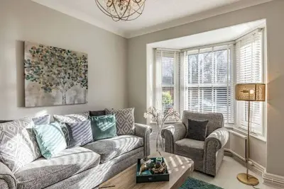 Image de Cathedral Quarter House with parking for 2 cars. 5 mins walk to Cathedral