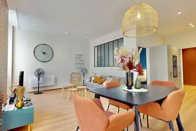 Image de L´Etage - Grand T3 en plein coeur de la Vieille Ville d'Annecy