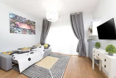 Image de 3 chambres - 3 sdb - clim - parking - au calme