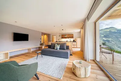 Image de Appartement \"Mucher Michl\" avec vue sur les montagnes, terrasse privée et Wi-Fi.