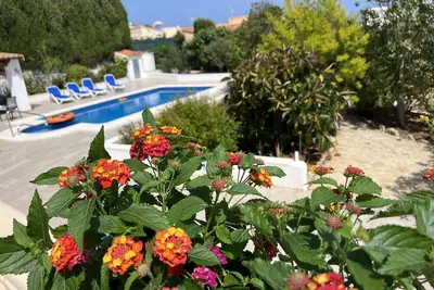 Image de Chic bungalow in a quiet and central location with private pool - close to the beach