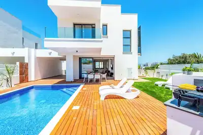 Image de Sol E Mar 1 - Quatre Chambres Villa, Couchages 8