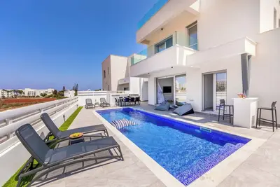 Image de Sol E Mar 3 - Quatre Chambres Villa, Couchages 8