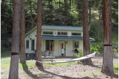 Image de Cozy Cottage~Hot Tub~Mini Golf! ~Aeneas Valley