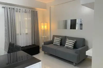 Image de Modern 2br Condo at Northpoint, Jp Laurel, Davao City