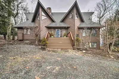 Image de Mountaintop Wintergreen Resort House w\/ Deck