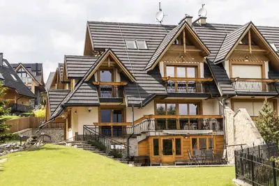 Image de House in the mountains,