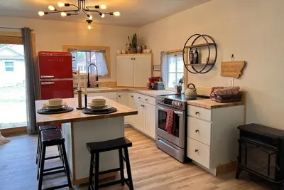 Image de Downtown Bozeman Bungalow, pet friendly with private fenced yard