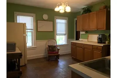 Image de Colorful Riverwest Charm!