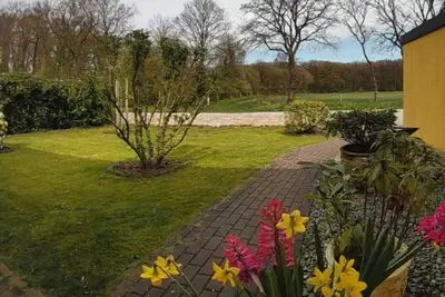 Image de Vacation near Oldenburg and North Lake, garden, children, beach club, water skiing, golf