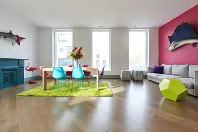 Image de Your Chicago Tropical Oasis in the Heart of Wicker Park!