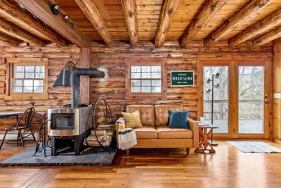 Image de Heartwood Lodge: Large Group Catskills Getaway