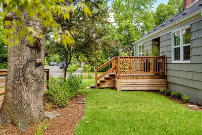 Image de Stunning U of O Home – Just Steps from Hayward Field!