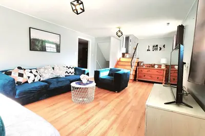 Image de Spacious 5 bedroom bungalow w/ huge backyard