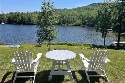 Image de Quaint lakefront; firepit, boat, kayaks, paddleboard, grill, laundry, hammock