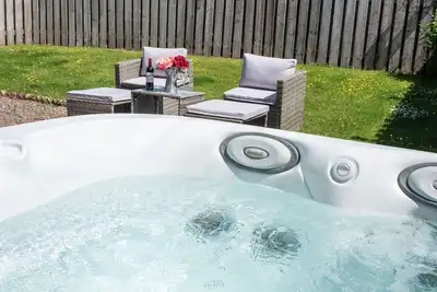 Image de Characterful cottage for 2 with a hot tub and enclosed garden