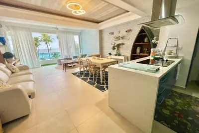 Image de 2 chambres Ă coucher aux tours de Marbella en bord de mer