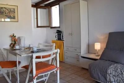 Image de Pavillon mezzanine 4 pers, proche plage, parking, Gruissan