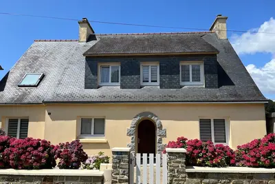Image de 150 m plage Pentrez - entre Douarnenez et Crozon - appart. indép. - 4/5 p. - 3*