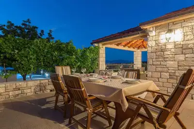 Image de Lovely traditional stone villa on the island
