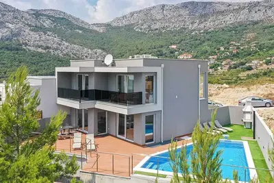 Image de Luxurious and modern house with stunning view in Klis