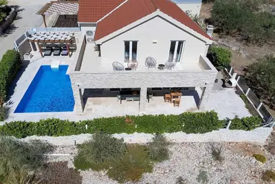 Image de Lovely modern poolside villa in Pitve on the island of Hvar