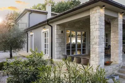 Image de Villa Faturi, Tinjan