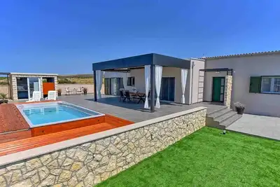 Image de Luxurious and modern villa on the island of Pag