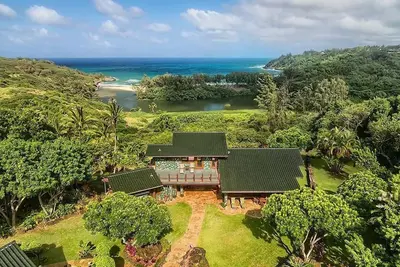 Image de Private home on 12 lush acres, ocean views, path to beach, two bedroom main house!