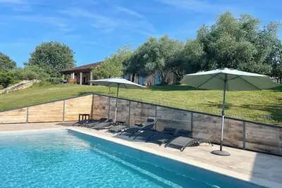 Image de Dordogne Maison de vacances en pleine nature, piscine et vue magnifique, 12 pers