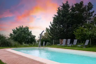 Image de Appartement \"Lavanda\" avec vue sur les montagnes, piscine partagée & Wi-Fi